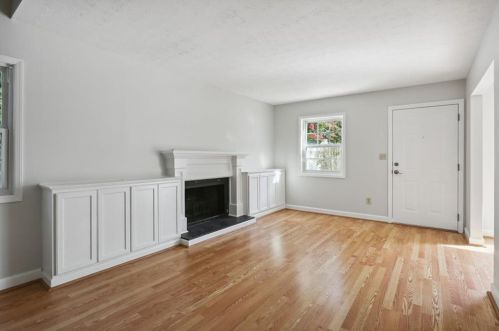 1636 Raleigh Cir, Marietta, GA 30067-6259