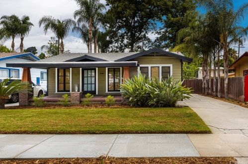 216 Whiting Ave, Fullerton, CA 92832-1420