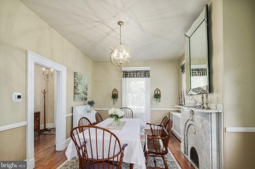 59 Potter St, Tavistock NJ 08033-1312 exterior