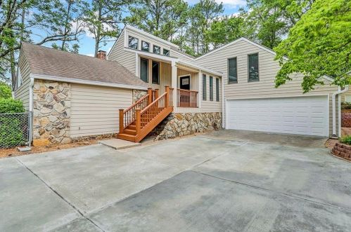 2099 Shadow Woods Pl, Marietta GA  30062-2575 exterior