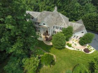12115 Sangsters Ct, Clifton, VA 20124-1947