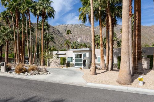 611 Dry Falls Rd, Palm Springs, CA 92262-4315