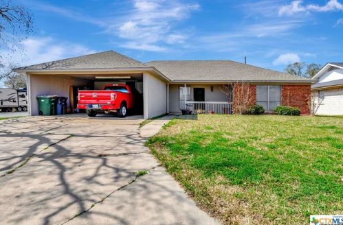 614 Monterrey Dr, Victoria, TX 77904-2374