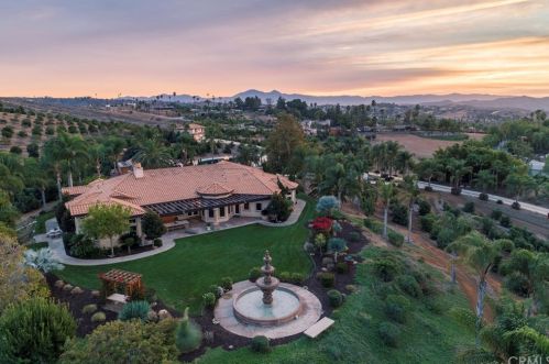 1559 Heather Ln, Riverside CA exterior