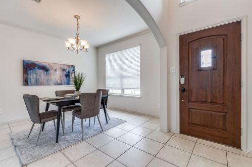 5812 Bindweed St, Fort Worth, TX 76123-5032