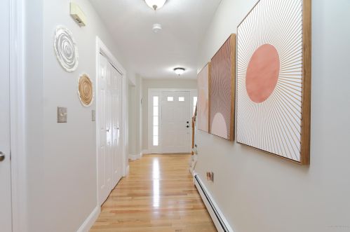 7 Washington Ct, Naples, ME 04055-5051