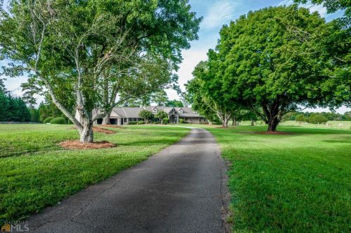 2390 Bethany Rd, Madison, GA 30650-4704