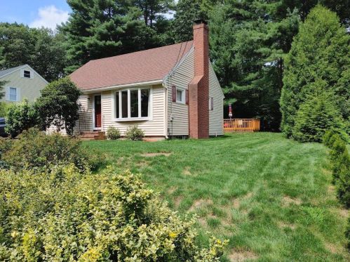 41 Taft Rd, Portsmouth, NH 03801-5731