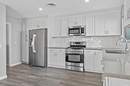 45216 Lorimer Ave, Lancaster CA 93534-1318 exterior