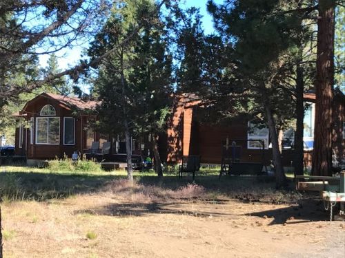 16666 Bitterbrush Ln, Black Butte Ranch OR  97759-9726 exterior