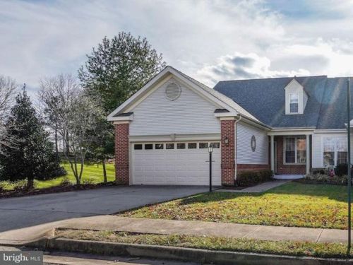 6940 Netherstone Ct, Gainesville, VA 20155-3021