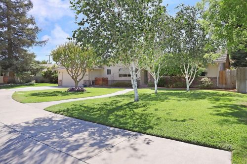1770 Normandy Ct, Lodi, CA 95242-3432
