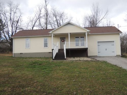 2100 Meadowview Dr, Jamestown, TN 38556-6352
