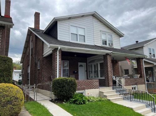 512 Hamilton St, Allentown PA  18101-1505 exterior