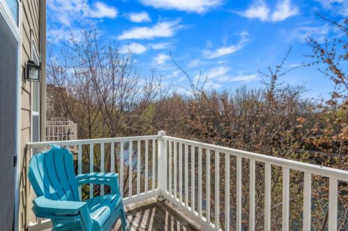 10255 Bleeker St, Saint Paul MN  55129-6904 exterior