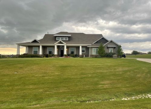 12556 Bella Amore Dr, Fort Worth TX  76126-4954 exterior