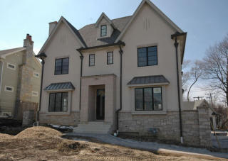 234 Stough St, Oak Brook, IL 60521-3956