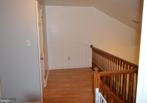 28 Garland Ct, Carlisle PA 17013-4409 exterior