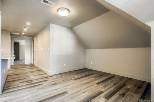151 Lincoln St, Denver CO  80209-1629 exterior