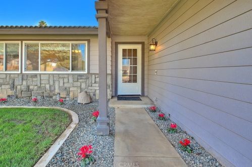 8582 Running Gait Ln, Riverside CA  92509-5106 exterior