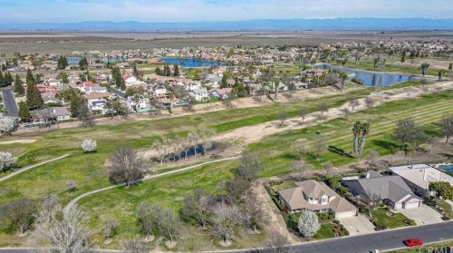 7000 Emerald St, Sharon, CA 93610-8458
