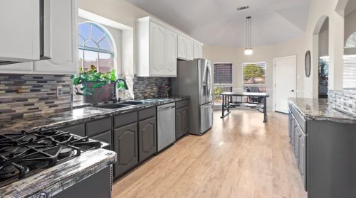 5845 Fathom Dr, Fort Worth TX  76135-7014 exterior