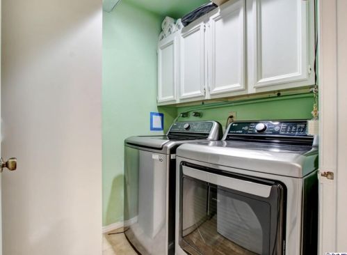 110 Everett St, Glendale CA  91205-1107 exterior