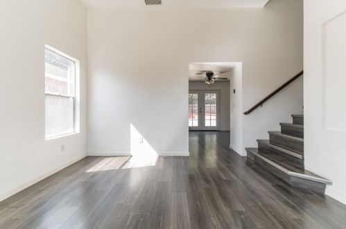 4013 Green Knoll Rd, Salida, CA 95368-9749