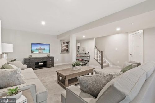 691 Falcon Ln, Aberdeen MD  21001-1256 exterior