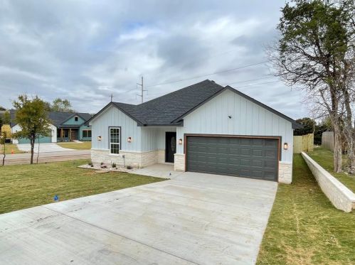 5101 San Marcos Ct, Granbury TX  76048-6590 exterior