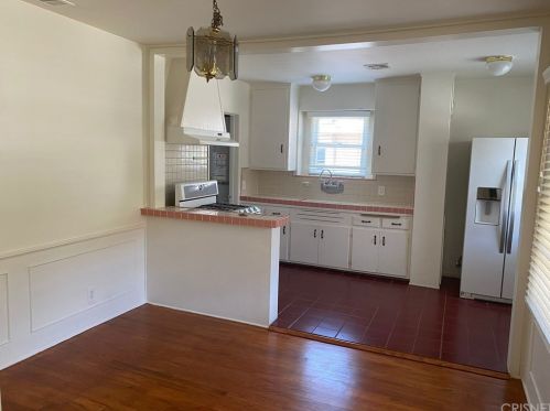 2167 Chevy Chase Dr, Glendale CA  91206-1732 exterior