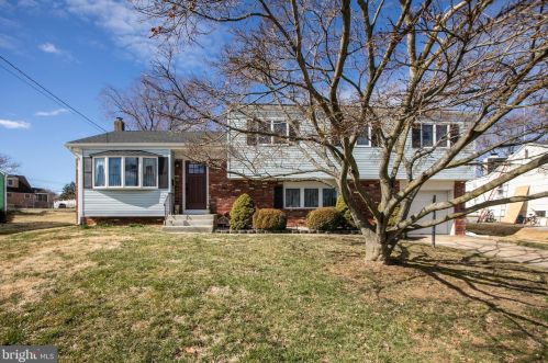 14 Anita Way, Trenton, NJ 08610-2002