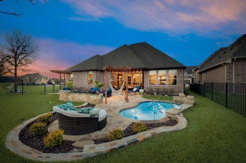 2440 Portwood Way, Fort Worth TX  76179-6653 exterior