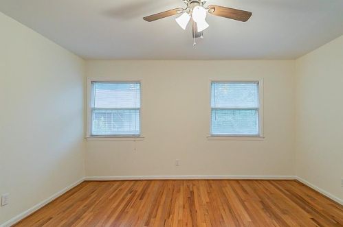 2870 Handy Dr, Atlanta GA  30318-7237 exterior
