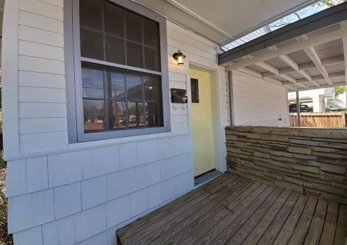 925 41st St, Austin TX  78751-4807 exterior