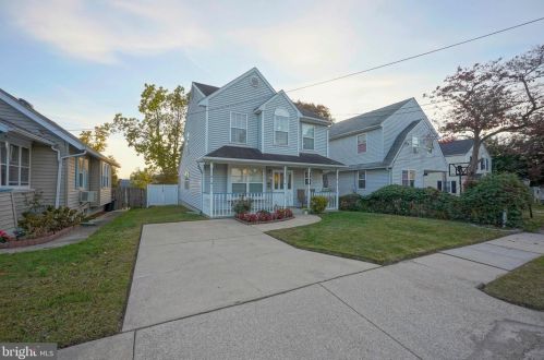 75 Knight Ave, Runnemede, NJ 08078-1745