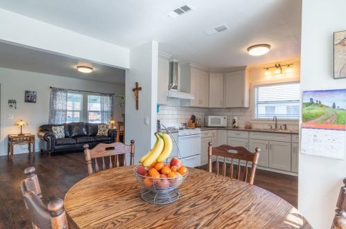 1645 Canal Farm Ln, Los Banos CA 93635-4405 exterior