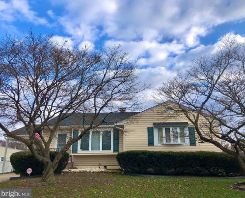 67 Hardwick Dr, Trenton, NJ 08638-2413