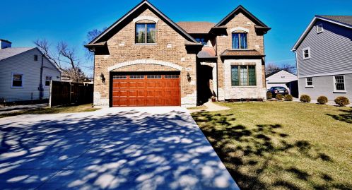 2012 Central Rd, Glenview, IL 60025-4232