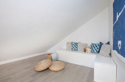 815 Moorside Dr, Glendale CA  91207-1135 exterior