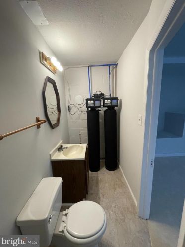 18 Whitetail Dr, Berkeley Springs WV  25411-5516 exterior