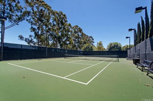 121 Blaze, Irvine CA  92618-1507 exterior