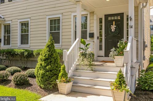 14 Harris Rd, Princeton, NJ 08540-3337