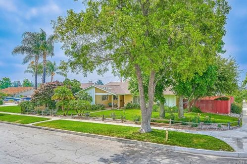 240 Langston St, Upland, CA 91786-3125