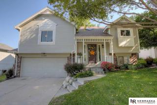 11306 Ellison Ave, Omaha, NE 68164-1526