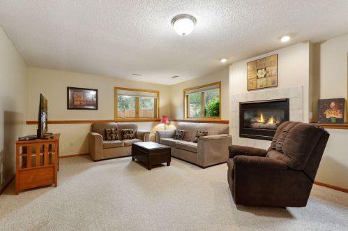 201 Dunbar Way, Saint Paul MN  55115-2815 exterior