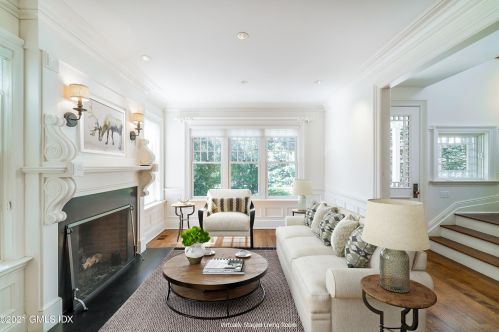 85 Sherwood Pl, Greenwich, CT 06830-5606