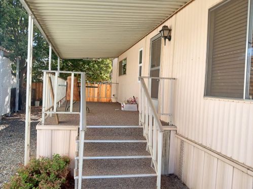 3928 Moana Way, Modesto, CA 95355-1223
