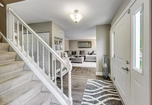 1045 Big Eagle Trl, Carol Stream IL  60188-9153 exterior