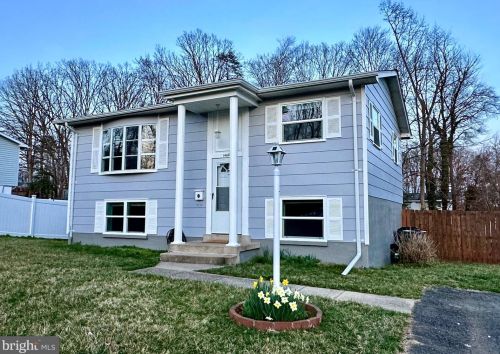 14608 Eastman St, Woodbridge VA  22193-2610 exterior